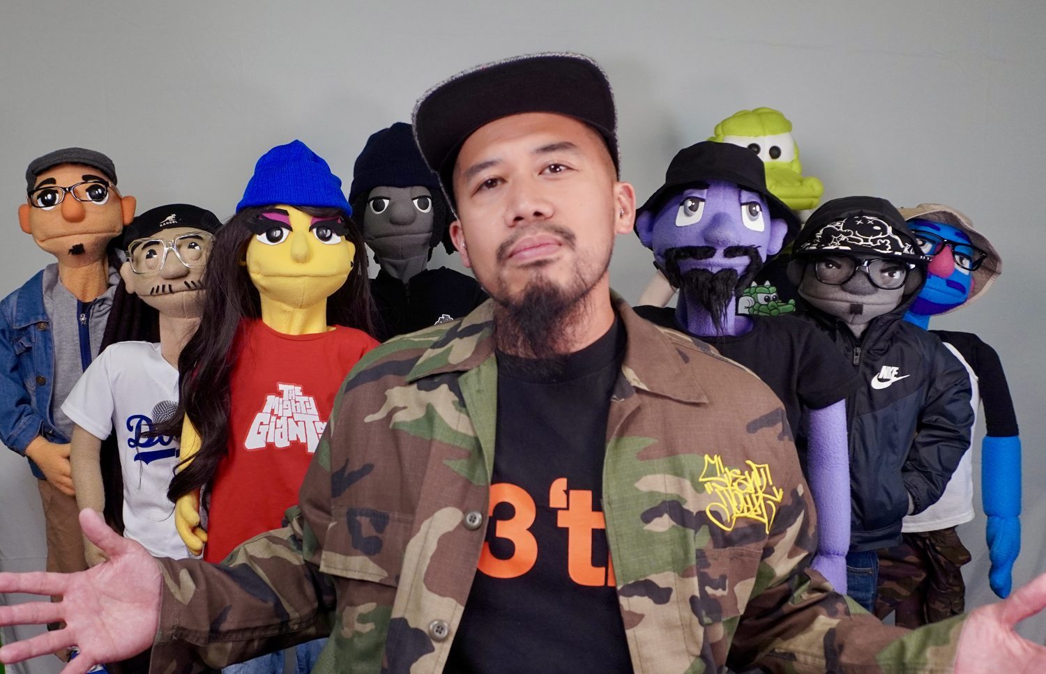 Silent John with the full puppet crew